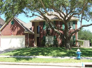 16102 Ruffian Dr, Friendswood, TX 77546