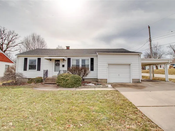 200 Snedeker St, Jerseyville, IL 62052
