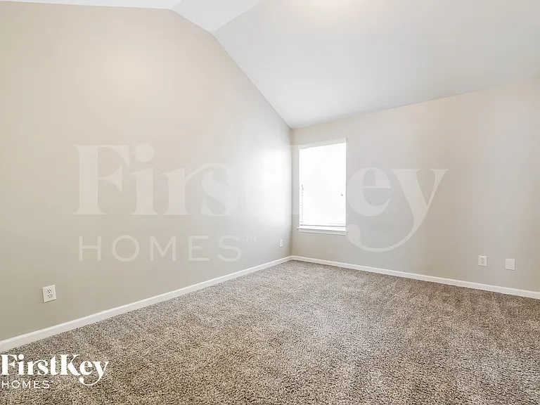 7864 Wrotham Cir — Photo 14