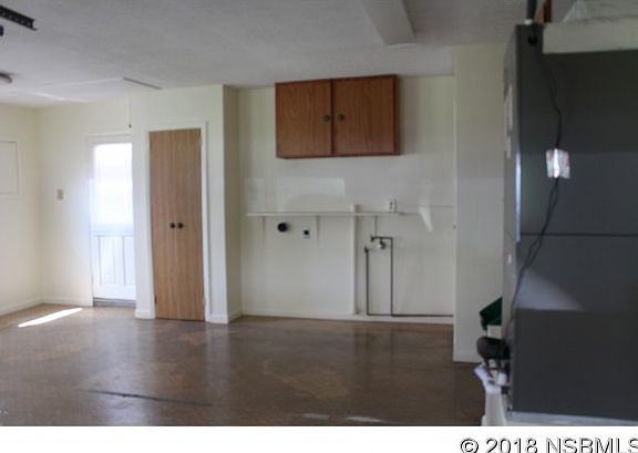 3rd image of 1401 Woodland Ave