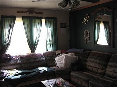 2nd image of 3962 Madrid Ave