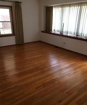 2nd image of 7130 Coronado Ave