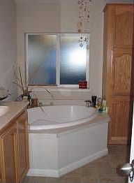 3rd image of 2629 Parkside Dr