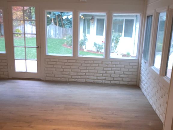 4th image of 1283 Glen Eyrie Ave
