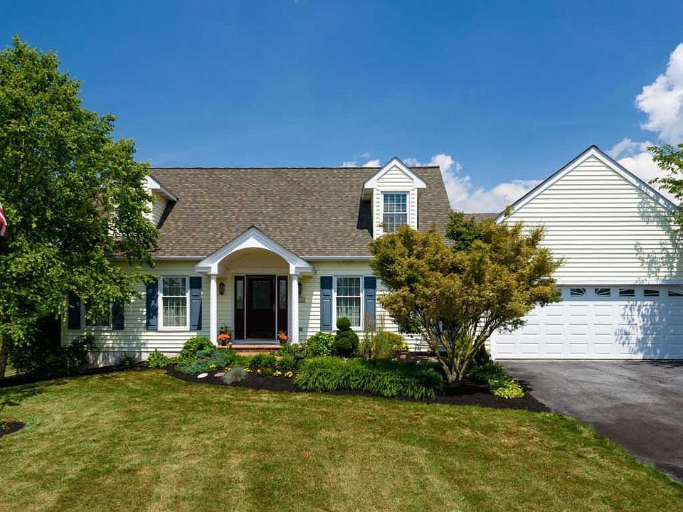 1st image of 913 Noble Dr