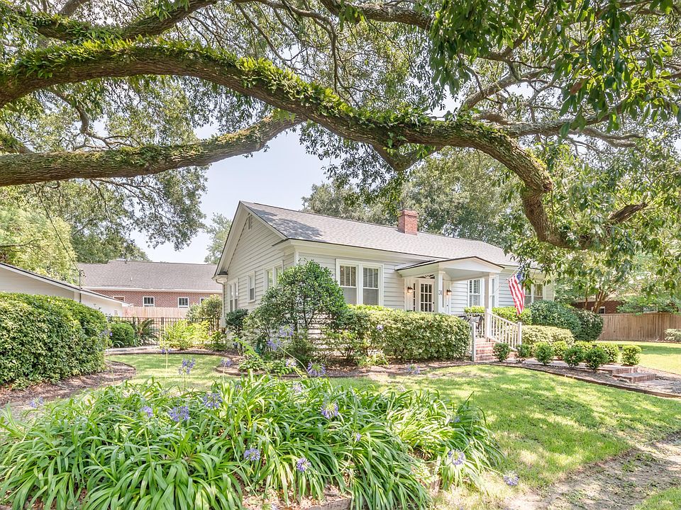31 Lolandra Ave.