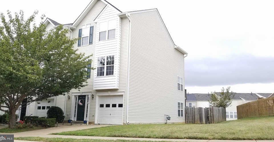 1st image of 7214 Finch Ln