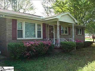 1st image of 211 Lawnview Ct