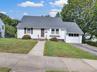 21 Westerfield Rd, Hamden, CT 06514