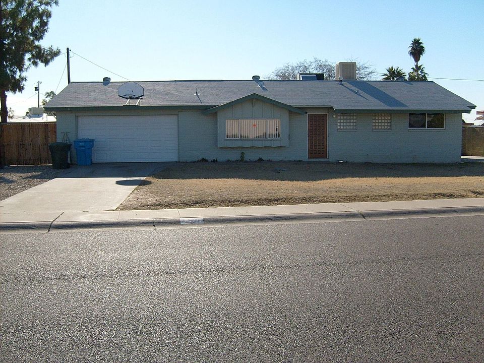 1st image of 3011 W Country Gables Dr
