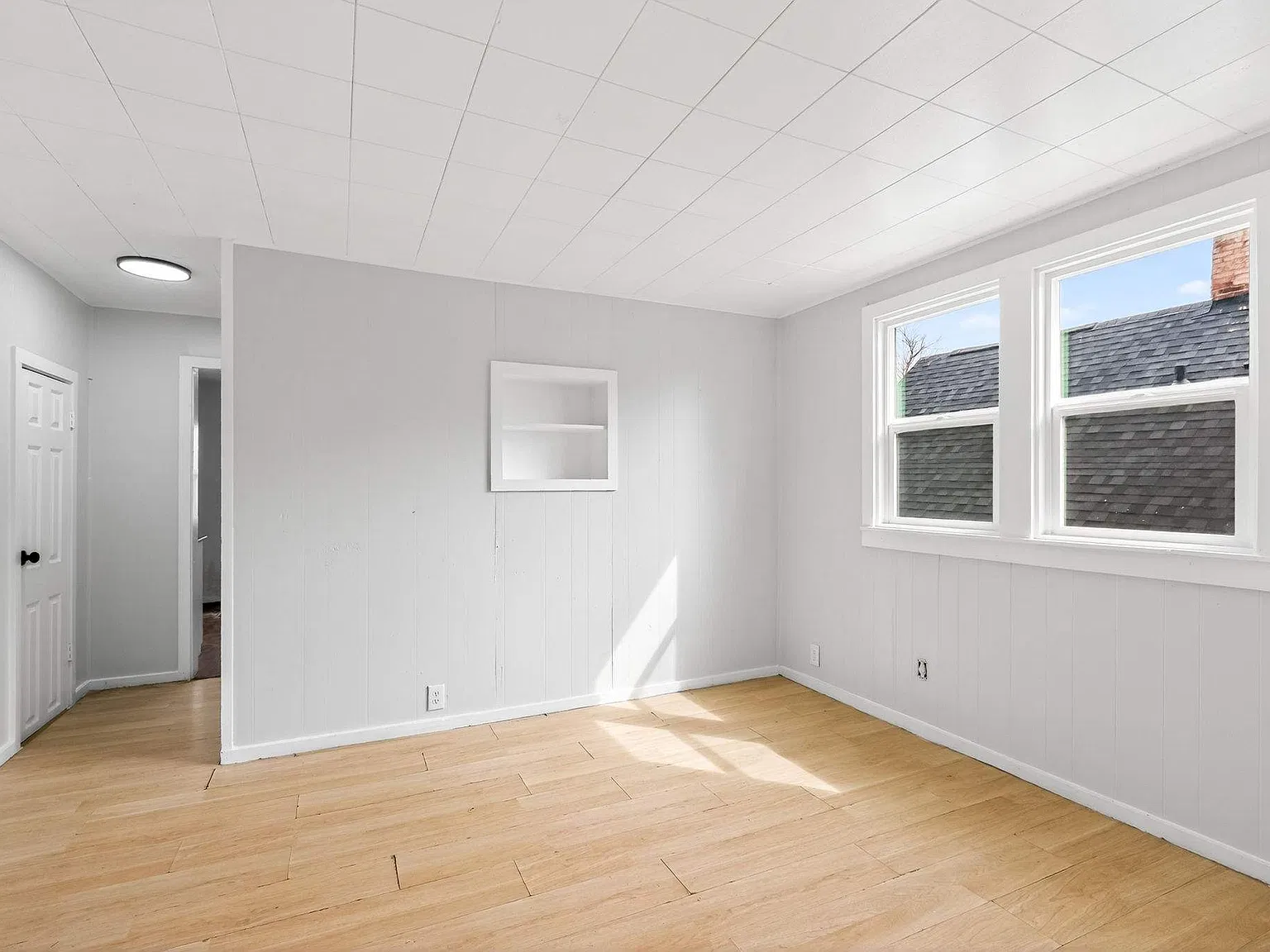 1046 Ann Ave - Apt 3 — Photo 1