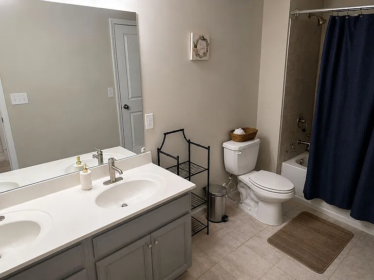 Level2 bathroom