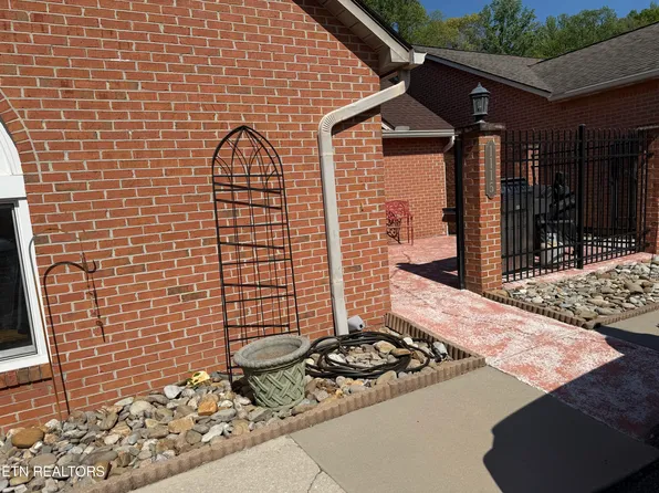 1115 Fairgrounds Ct #1115, Kingston, TN 37763