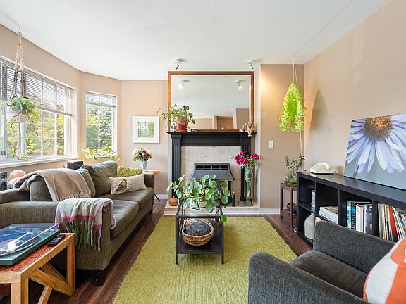 3rd image of 46199 Margaret Ave #101