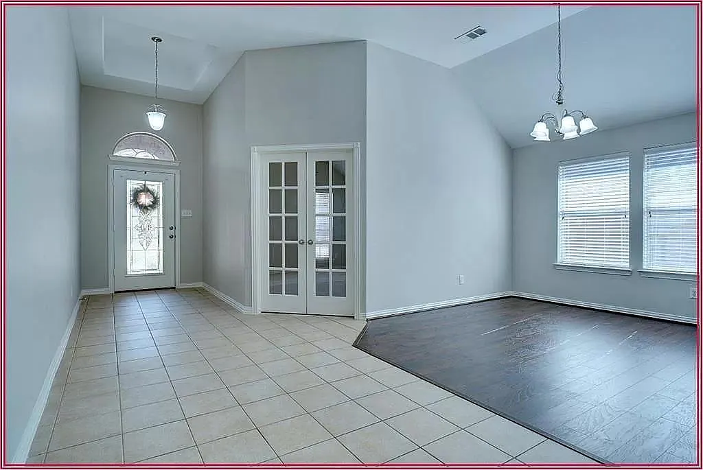 3 bed, 2139 sqft, $2,350 — Photo 4