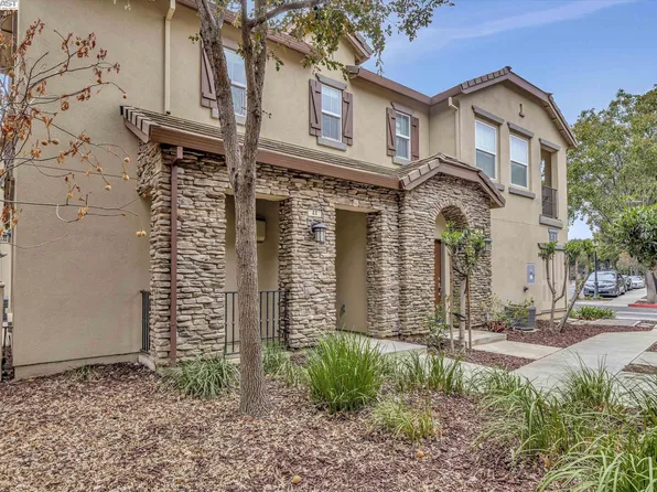 44 S Rio Rapido Dr, Mountain House, CA 95391