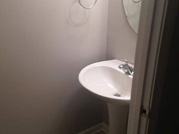 3rd image of 2340 Aristocracy Cir
