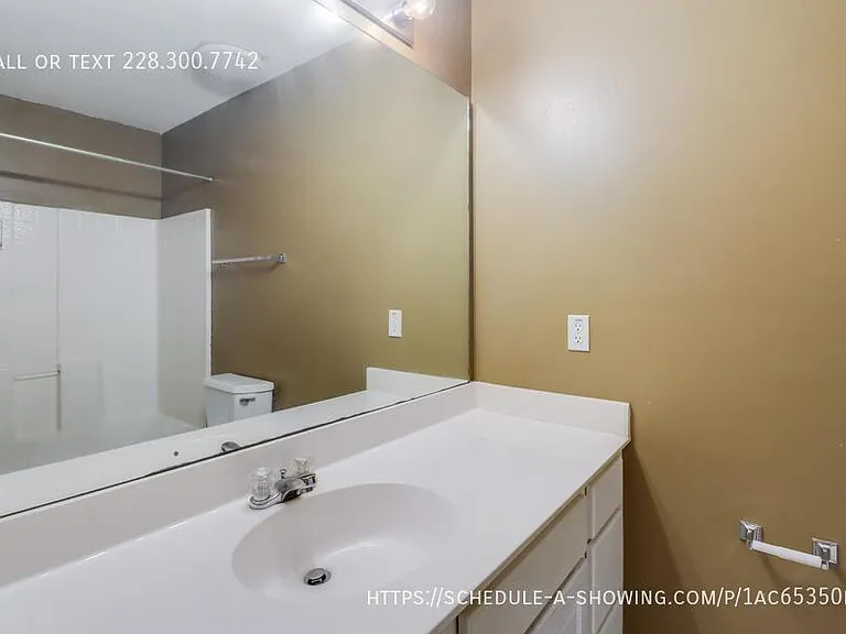 2073 Stone Bridge Dr — Photo 20