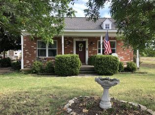 120 Paige St, Weatherford, TX 76088