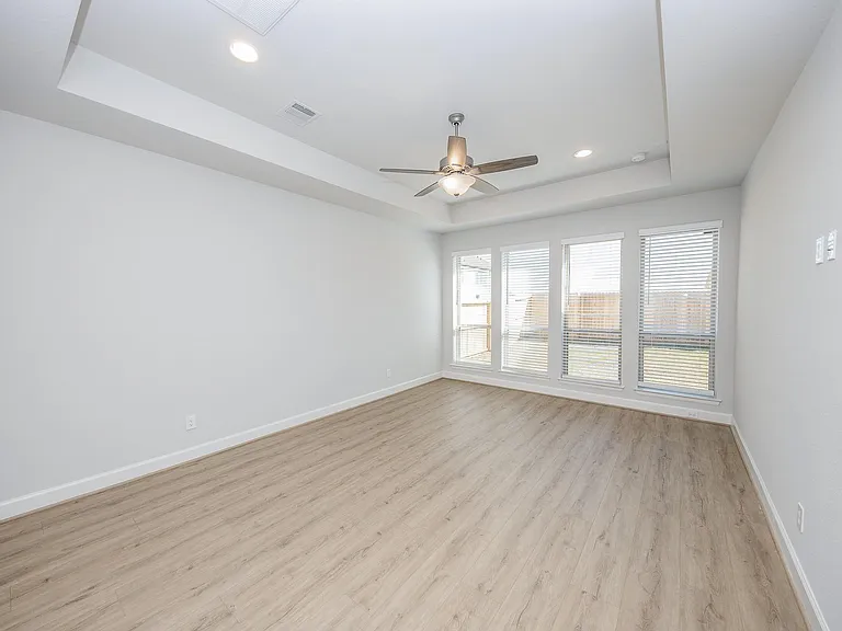 29819 Breezy Pines Loop — Photo 34