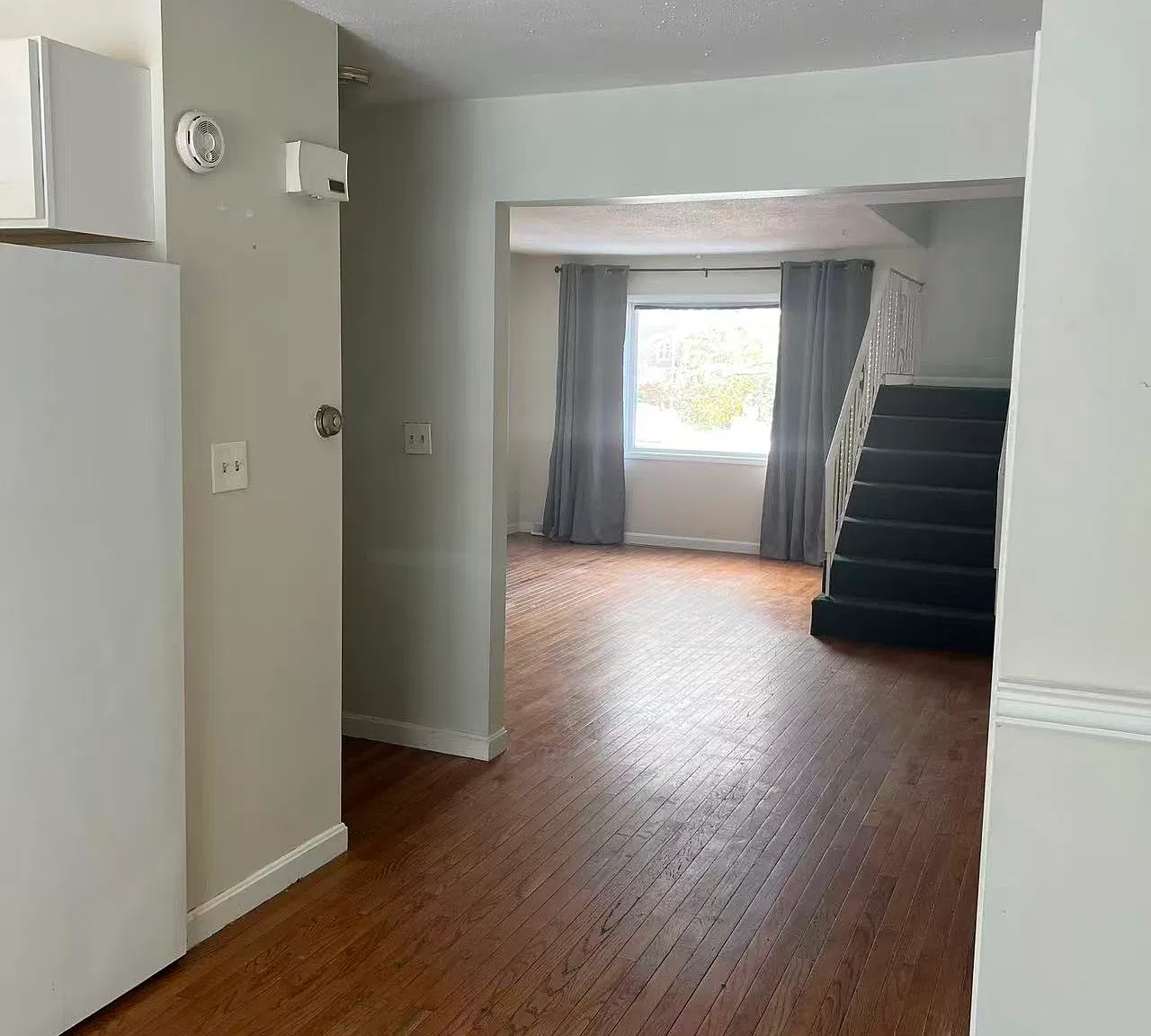 2 bed, 1.5 bath, 1140 sqft, $2,600 — Photo 3