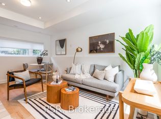 218 Aileen Ave #E, Toronto, ON M6M 1G4