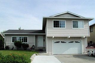 1st image of 3220 Woody Ln