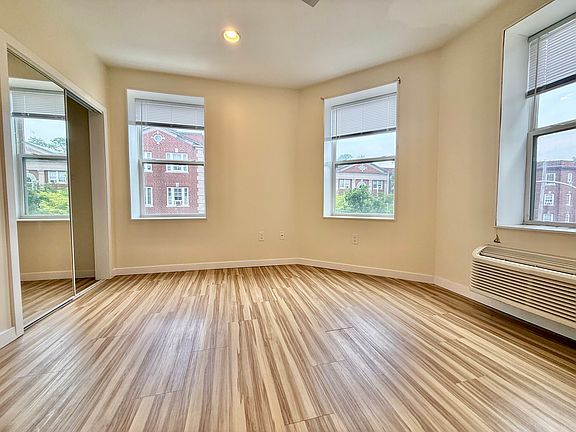 4th image of 241-55 S 49th St #323