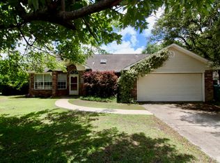 2720 Beacon Ct, Navarre, FL 32566