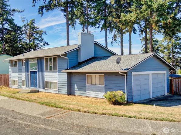983 NE O'Leary Street, Oak Harbor, WA 98277