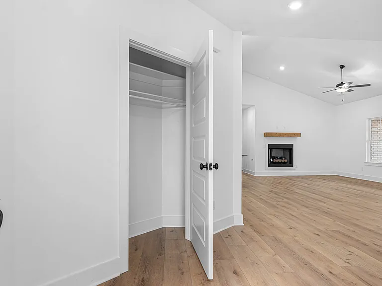 6812 Fir St — Photo 36