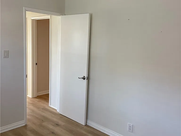 4532 Walnut St — Photo 4