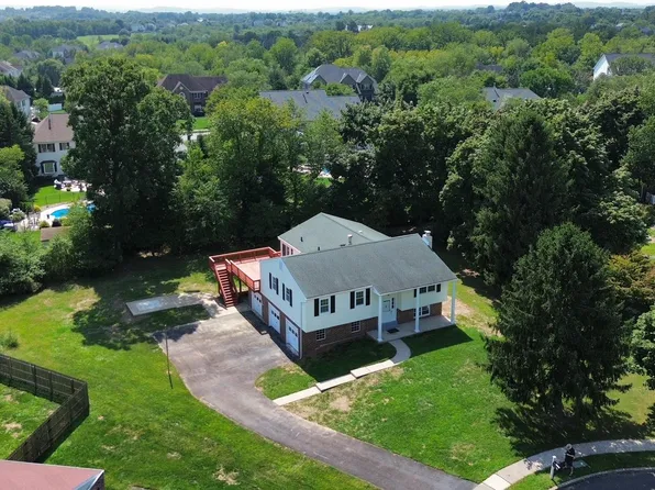 21 Miner Cir, Collegeville, PA 19426