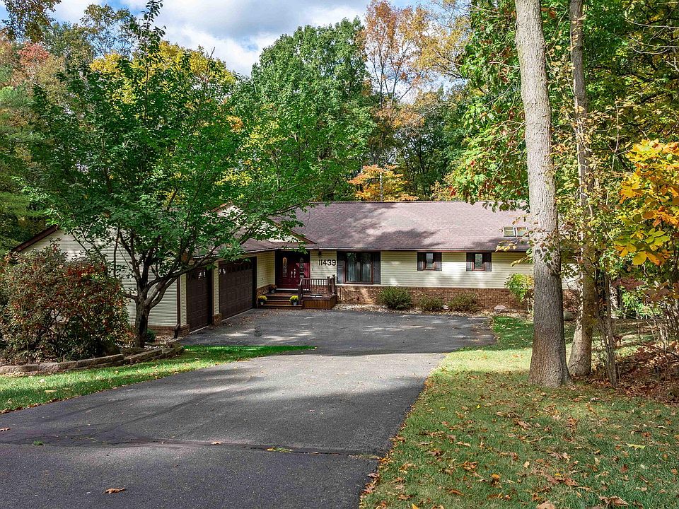 1st image of 11439 Cloverlawn Dr