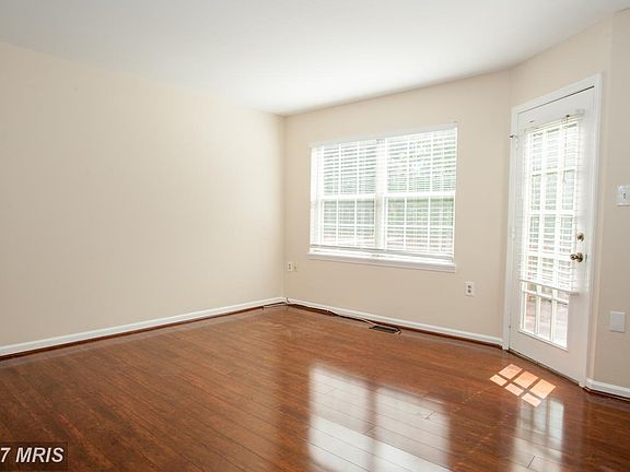 4th image of 5733 Evergreen Knoll Ct