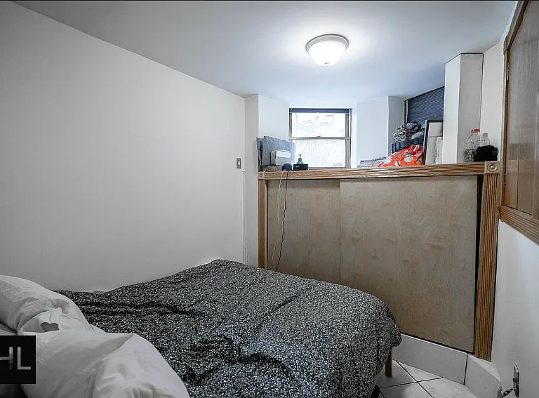 481 12th St #1B — Photo 8