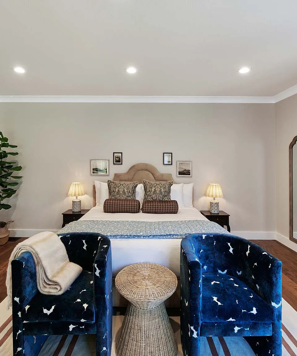 3 bed, 2.5 bath, 2608 sqft, $15,000 — Photo 2