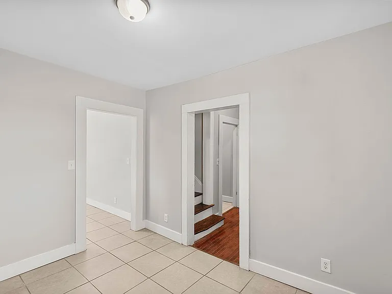 Cedar Cottage — Photo 11