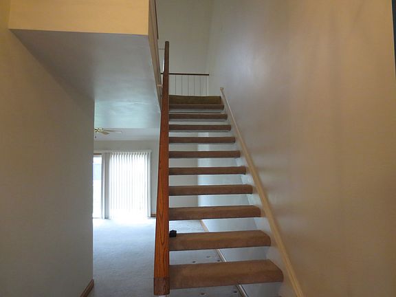 2nd image of 1111 Rockport Dr