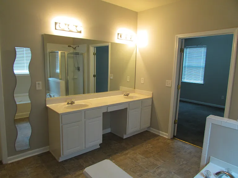 1471 Wilshire Way — Photo 6