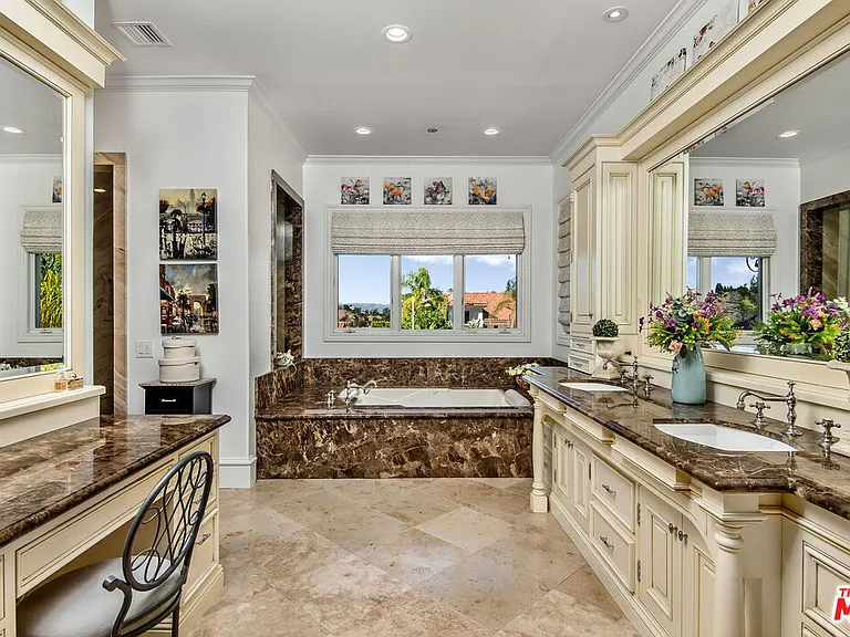 24908 Bella Vista Dr — Photo 65
