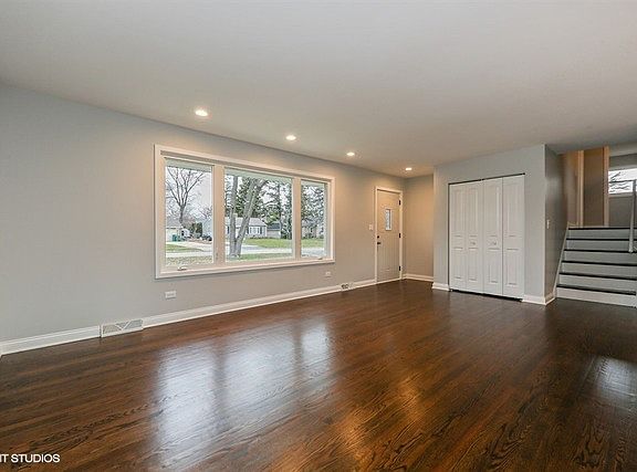 4th image of 937 S Norbury Ave