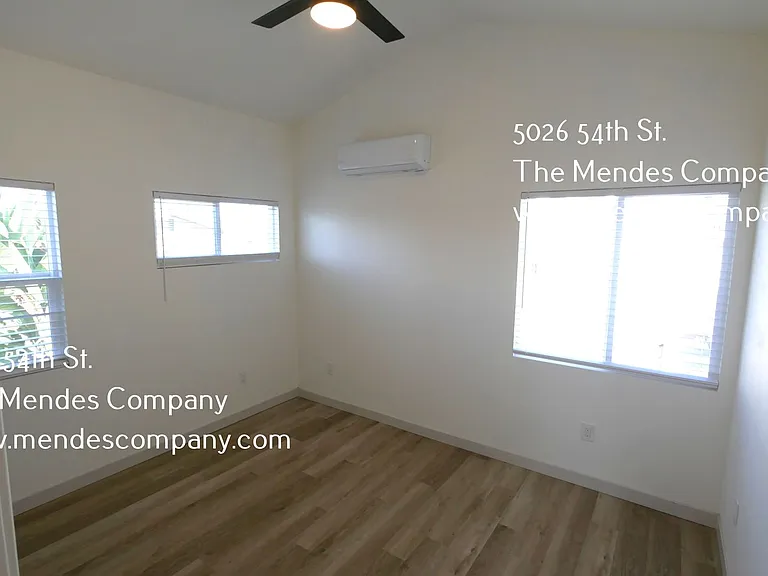 College Rental on 54th St. — Photo 9