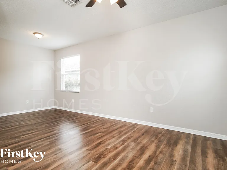 15349 Montesino Dr — Photo 4