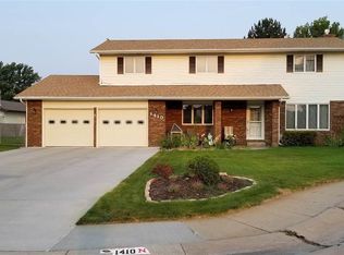 1410 Dent Ct, North Platte, NE 69101