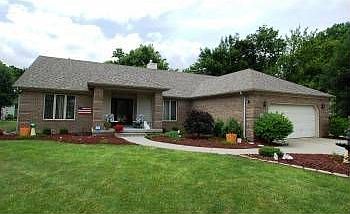 1st image of 750 Woodland Ct