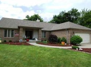 750 Woodland Ct, Frankfort, IN
