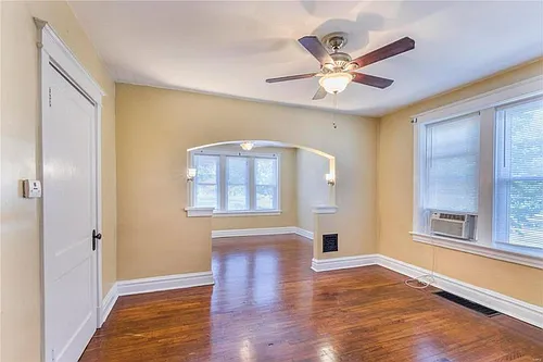 3300 Miami St Photo 1