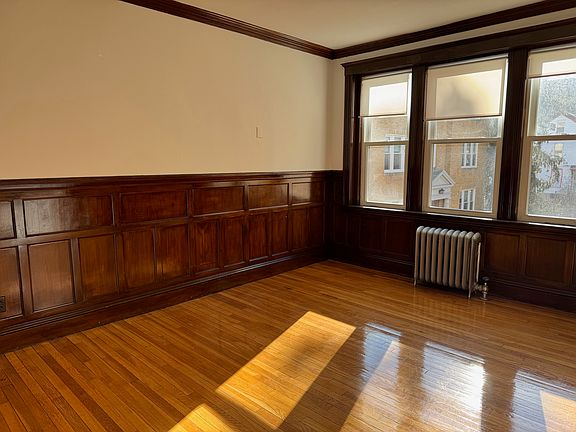 3rd image of 81-87 Winchester St #B8f223223