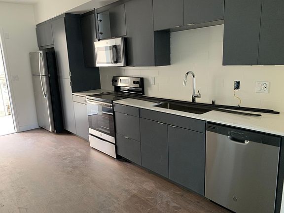 2nd image of 4330 Alabama St #529